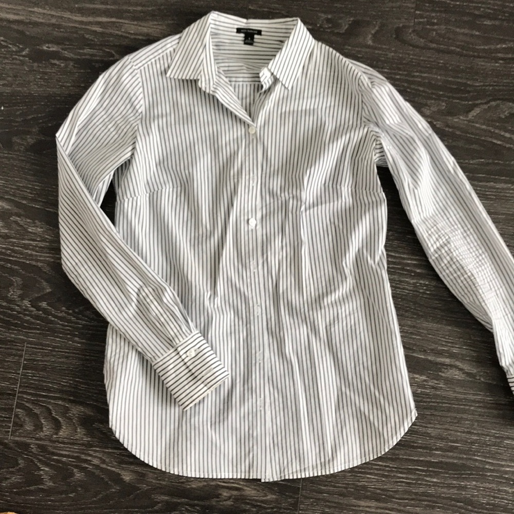 Ann Taylor Blouse 💼👠